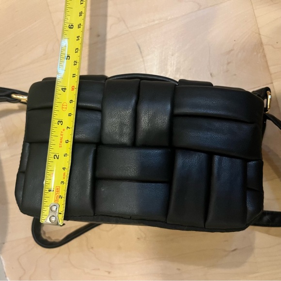Primark padded mini cross body black - Picture 9 of 11